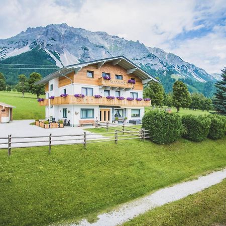 Landhaus Sunseitn Bed & Breakfast Ramsau am Dachstein Exterior photo